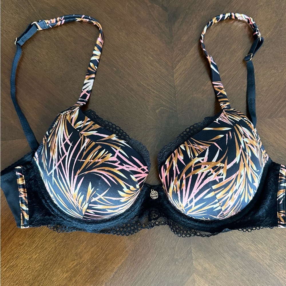 Marks & Spencer Floral Bra - size 34B (EUR 75C)